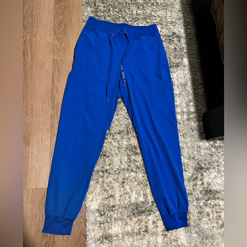 Med Couture Scrub Pants Size Small